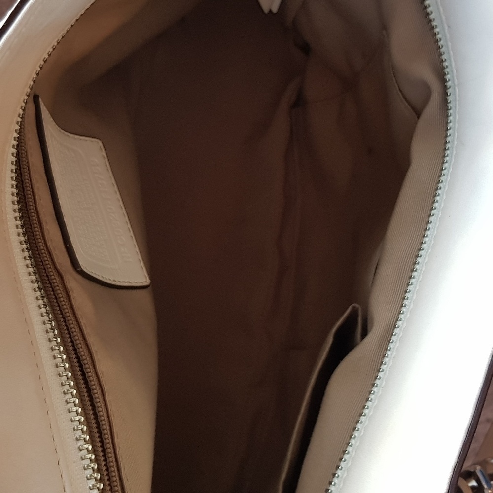 Hand bag - Picture 3 of 7